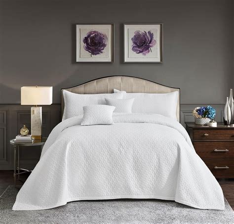 extra wide bedspreads